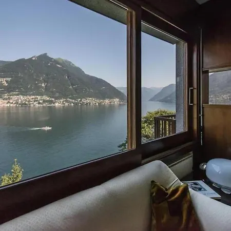 Doctor's House, On Lake Como Holiday home