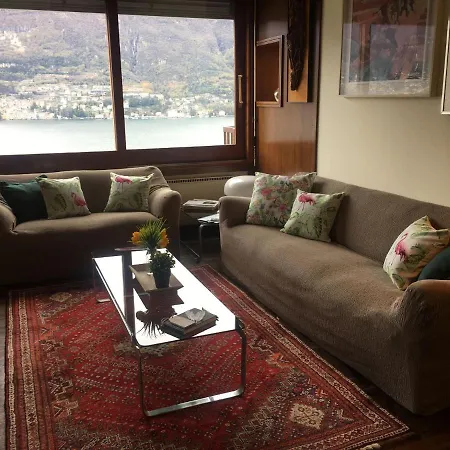 Doctor's House, On Lake Como Hébergement de vacances *